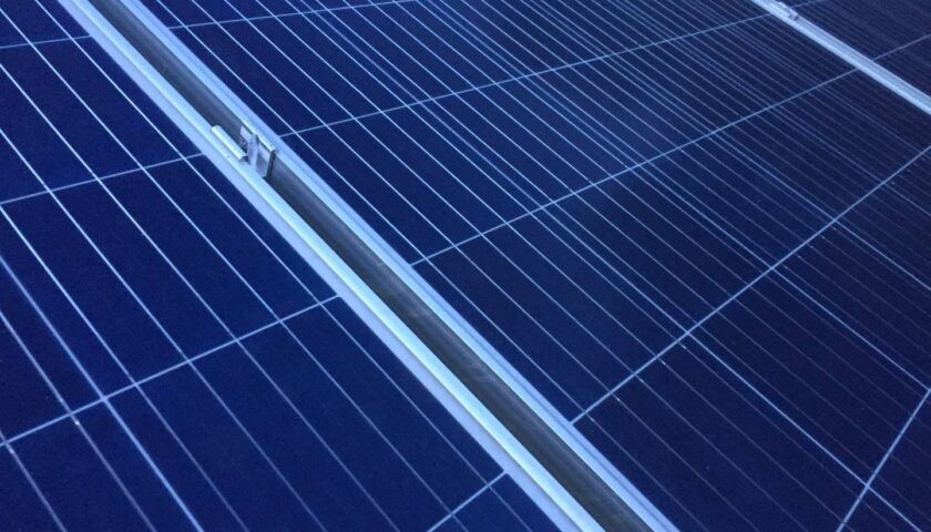 Panele solarne jako idealny sposób na produkowanie swojego własnego prądu